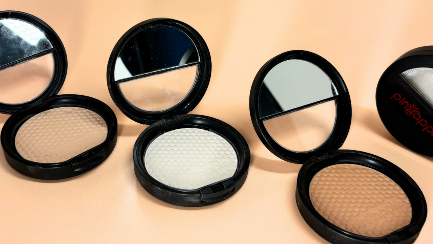 Compact Powder: Perfect, Bronze, and Brighten Your Complexion