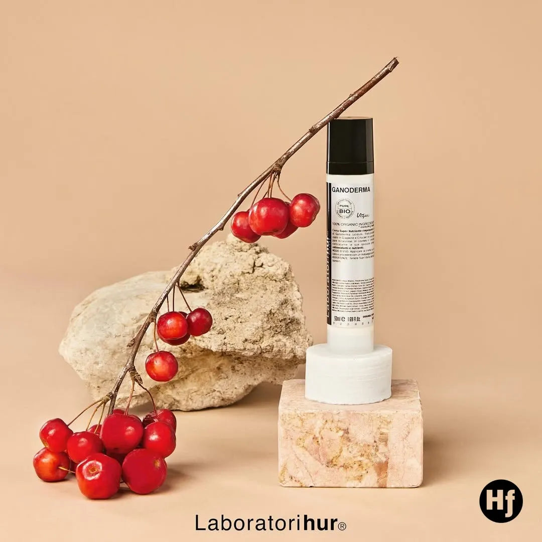Ganoderma bottle with rosehip