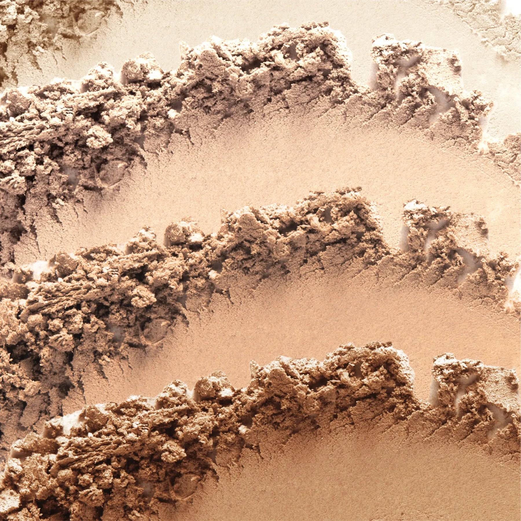 powders compared Quiet on set